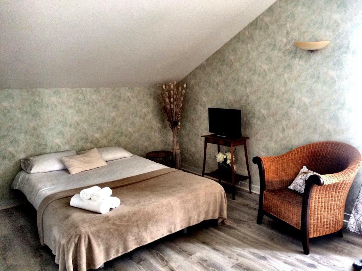Bed and Breakfast Domaine De Lascaux Montignac-Lascaux Exterior foto